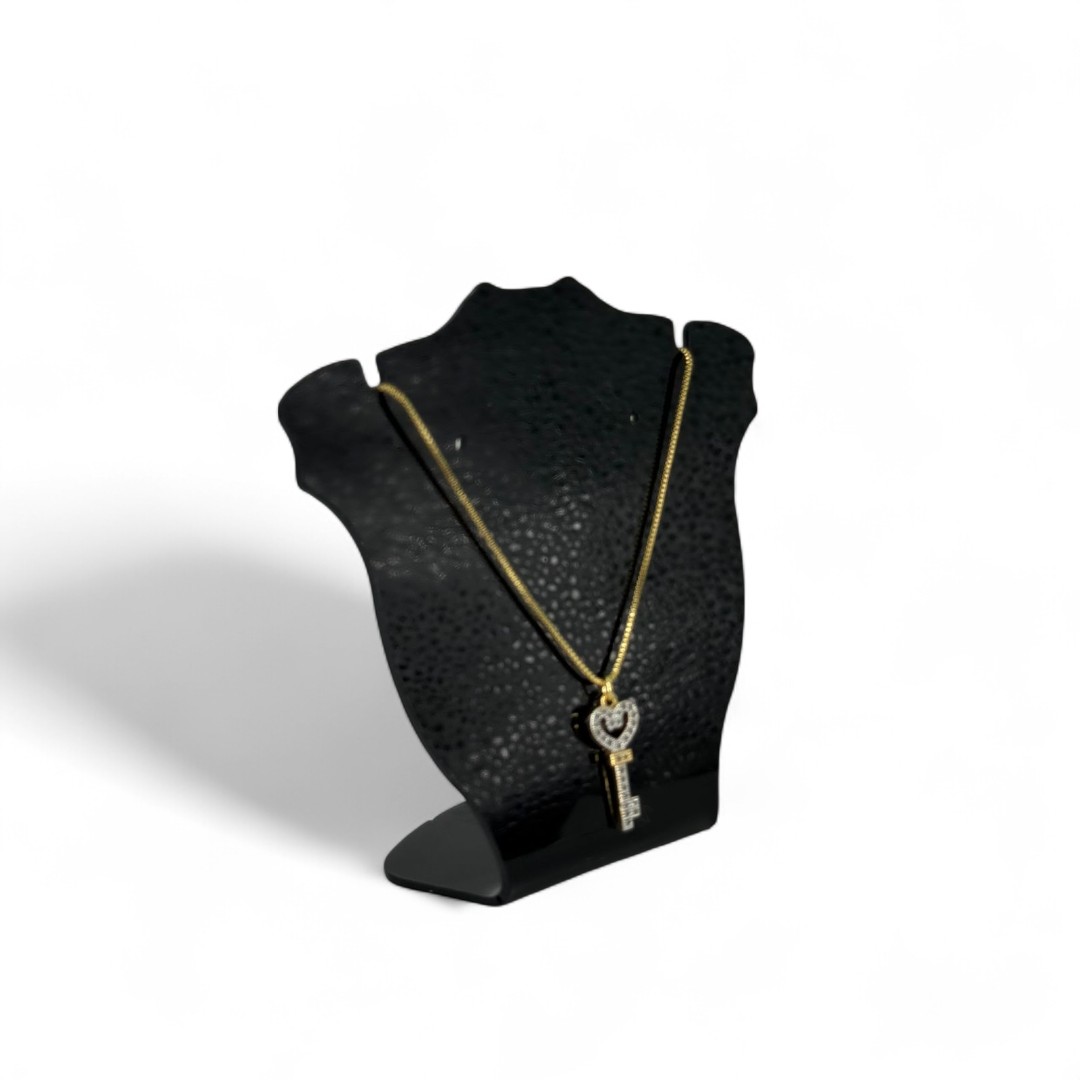 CORRENTE VENEZIANA COM CHAVE CRAVEJADA EM MICRO ZIRCONIA CRISTAL E EXTENSOR - BANHADO A OURO 18K