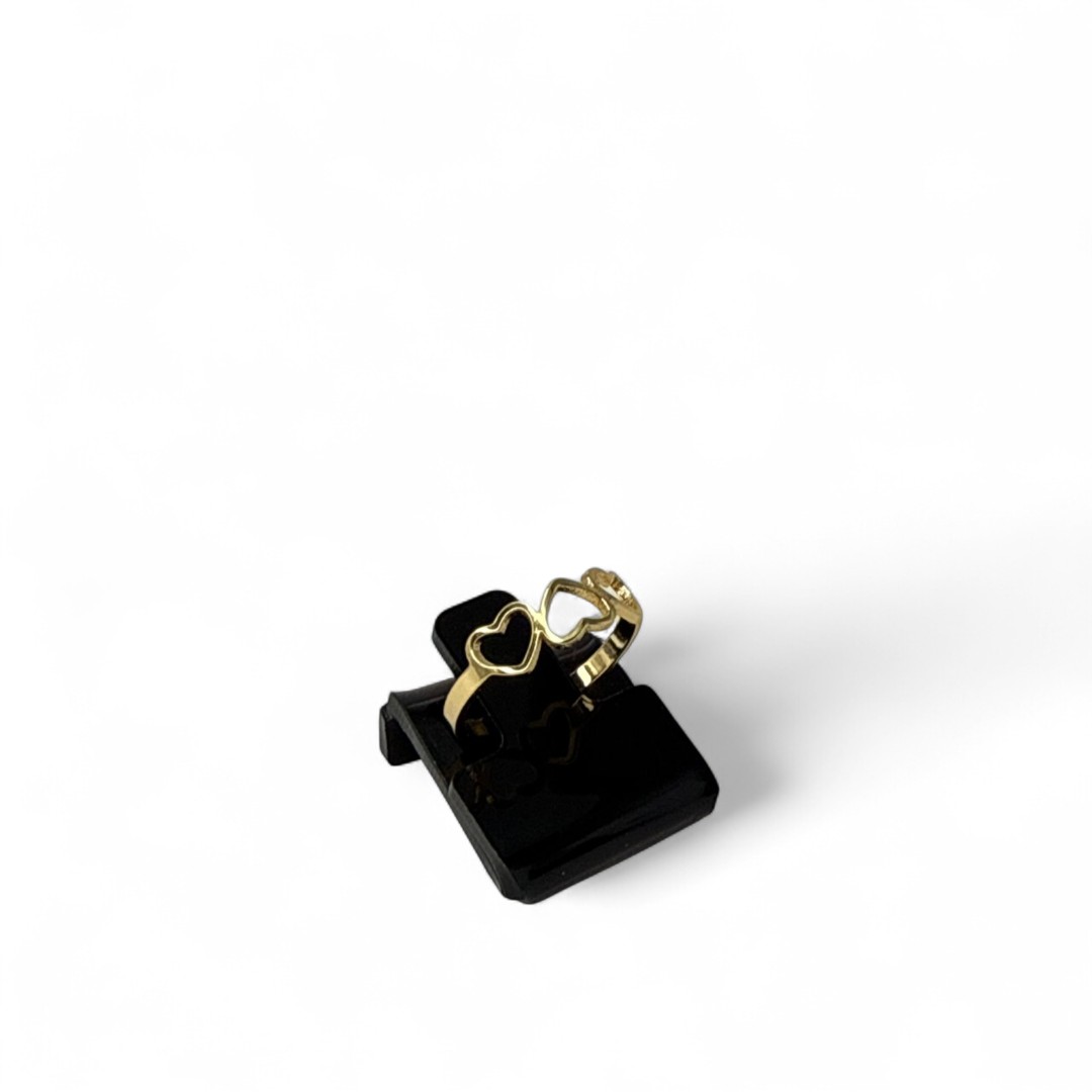 ANEL REGULÀVEL COM 3 CORAÇOES VAZADOS LISO  - BANHADO A OURO 18K