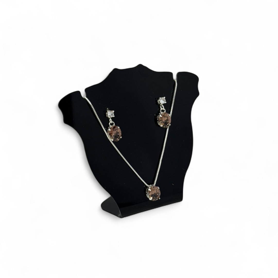 CONJUNTO CORRENTE VENEZIANA E BRINCO COM PENDURICALHO COM PEDRA OVAL MARROM E PONTO DE LUZ CRISTAL - BANHADO A PRATA 925