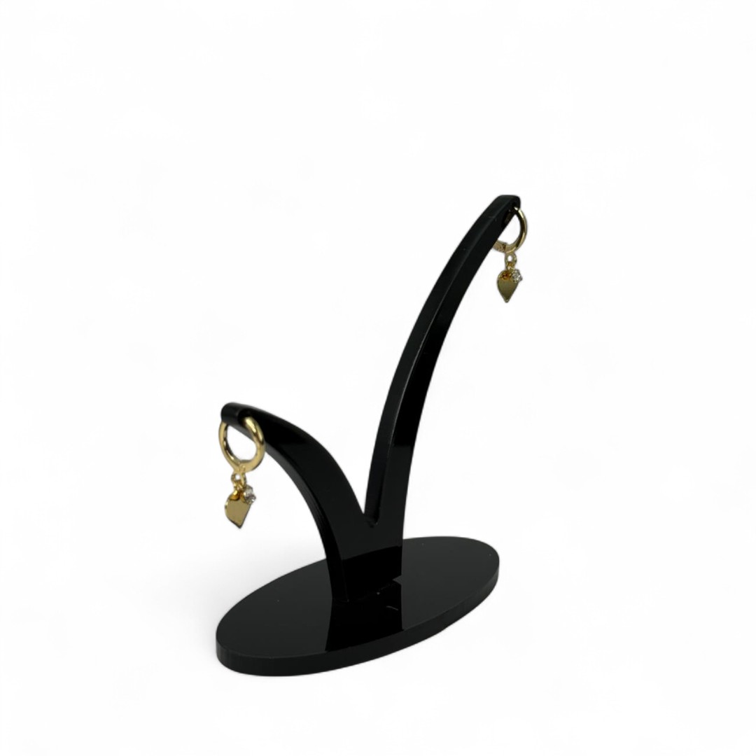 BRINCO ARGOLA DE CLICK COM PENDURICALHO CORAÇÃO LISO E PONTO DE LUZ - BANHADO A OURO 18K