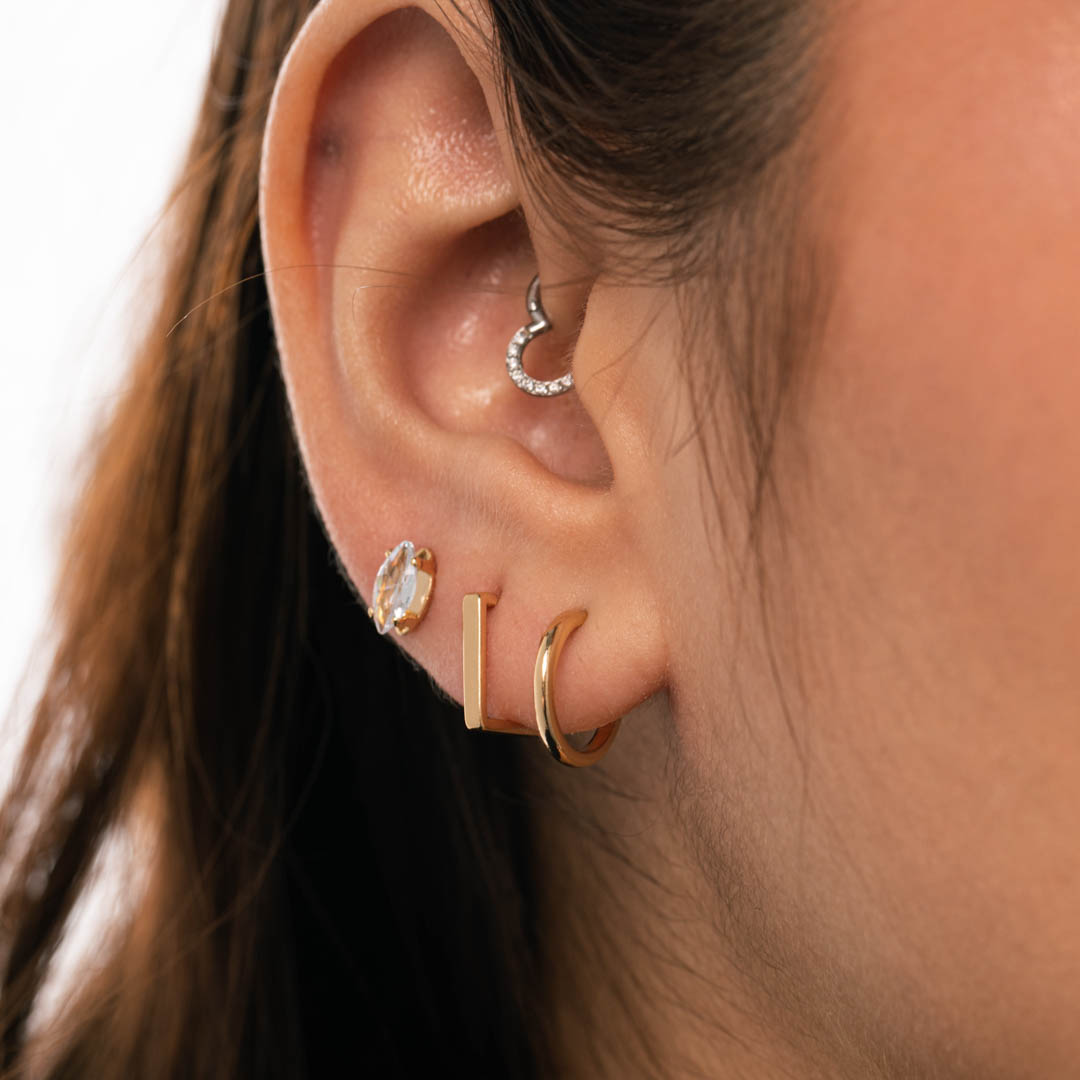 BRINCO ARGOLA DE TARRACHA LISA MÉDIA - BANHADO A OURO 18K