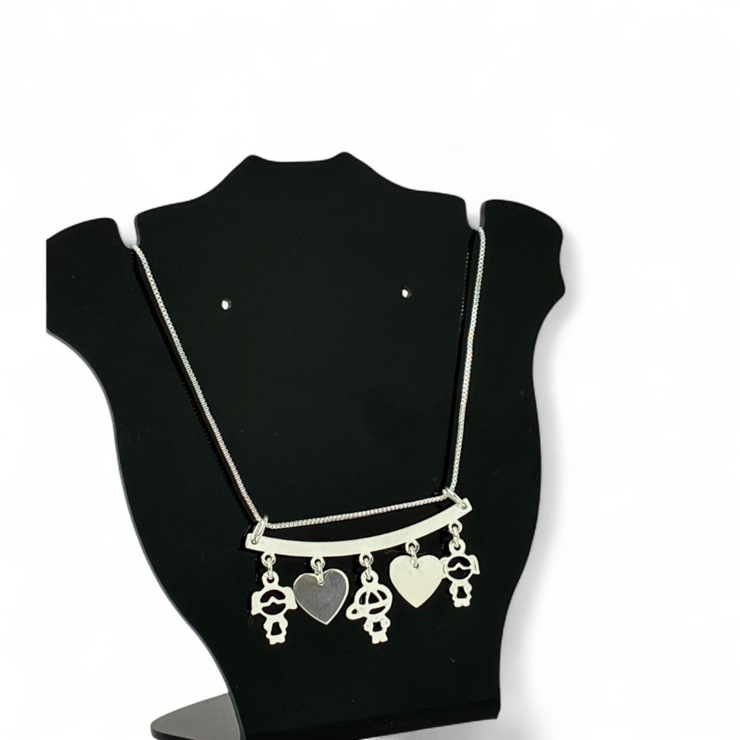 CORRENTE VENEZIANA CANGA CORAÇÕES LISOS E TRIO BONECOS DUAS MENINAS E UM MENINO VAZADOS LISOS - BANHADO A PRATA 925 CORRENTE VENEZIANA CANGA CORAÇÕES LISOS E TRIO BONECOS DUAS MENINAS E UM MENINO VAZADOS LISOS - BANHADO A PRATA 925