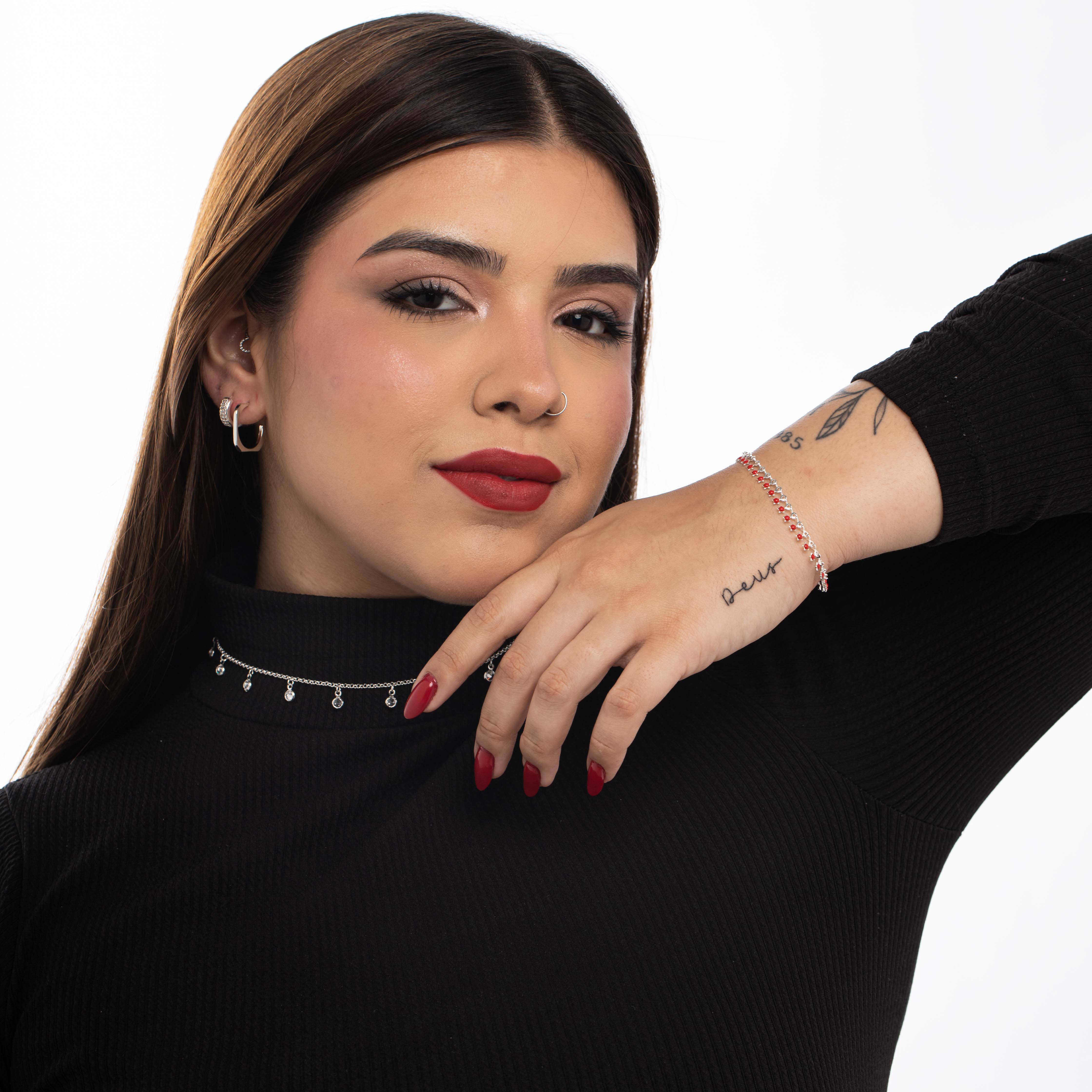 PULSEIRA COM SEQUENCIA DE ESTRELA COM APLICAÇÃO DE RESINA VERMELHA E EXTENSOR - BANHADO A PRATA 925