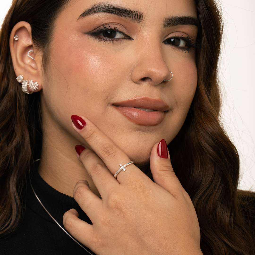 ANEL CRUZ COM ZIRCÔNIA CRISTAL Nº18 - BANHADO A PRATA 925