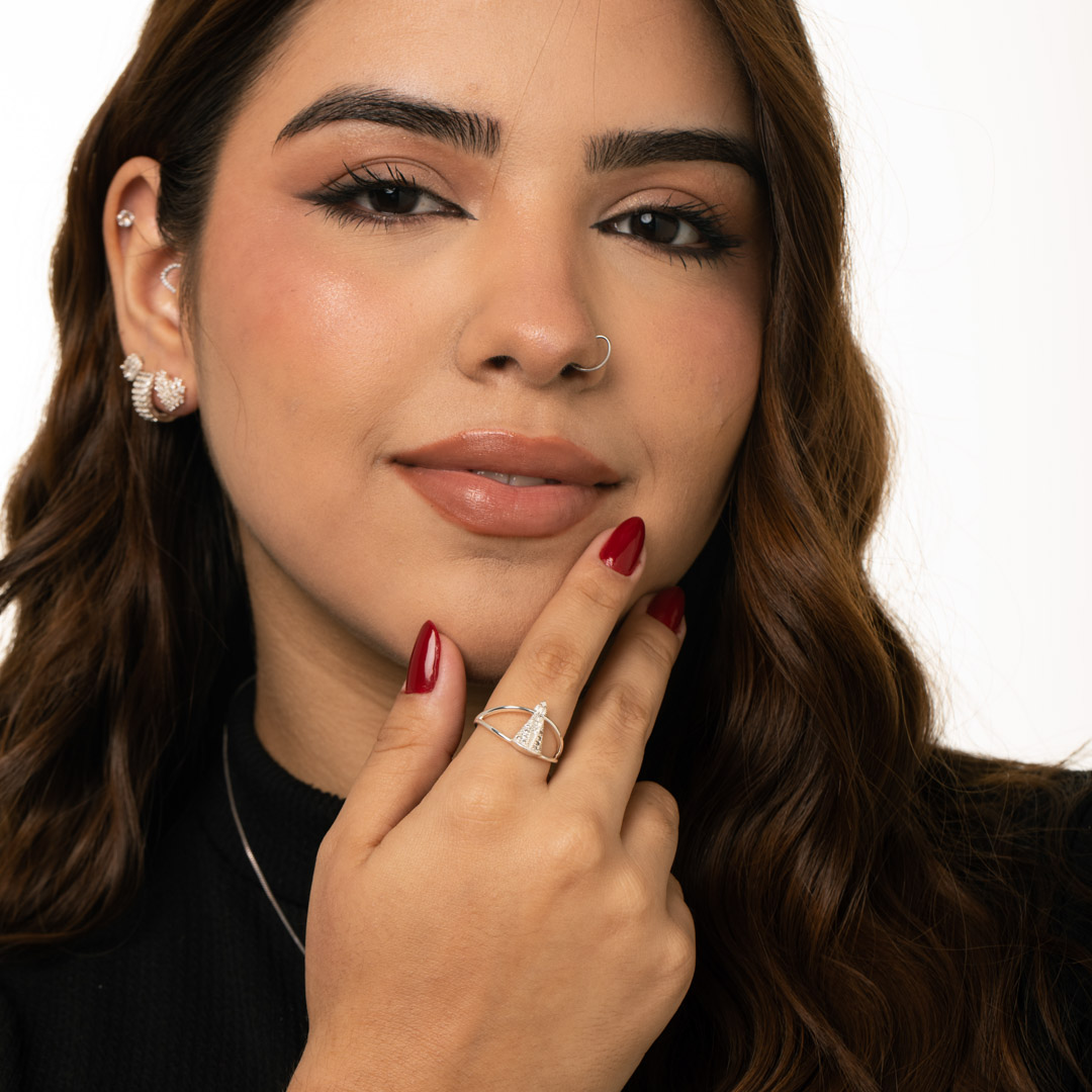 ANEL ARO DUPLO NOSSA SENHORA DE APARECIDA COM MICRO ZIRCÔNIA CRISTAL  Nº22 - BANHADO A PRATA 925