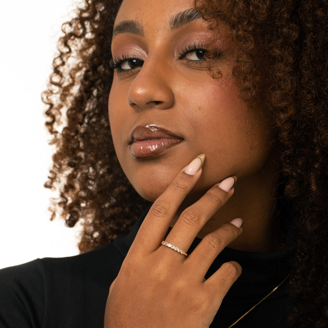 ANEL APARADOR BASE ALTA COM MICRO ZIRCÔNIA CRAVEJADA CRISTAL Nº16- BANHADO A OURO 18K