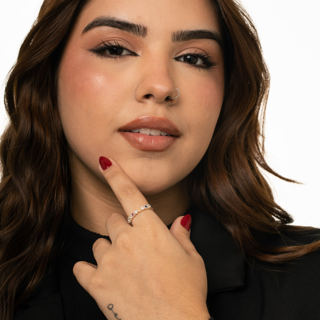 ANEL APARADOR PEQUENO BASE ALTA PONTILHADO TIPO FLOR COM MICRO ZIRCÔNIA CRAVEJADA COLORIDA Nº19- BANHADO A PRATA 925