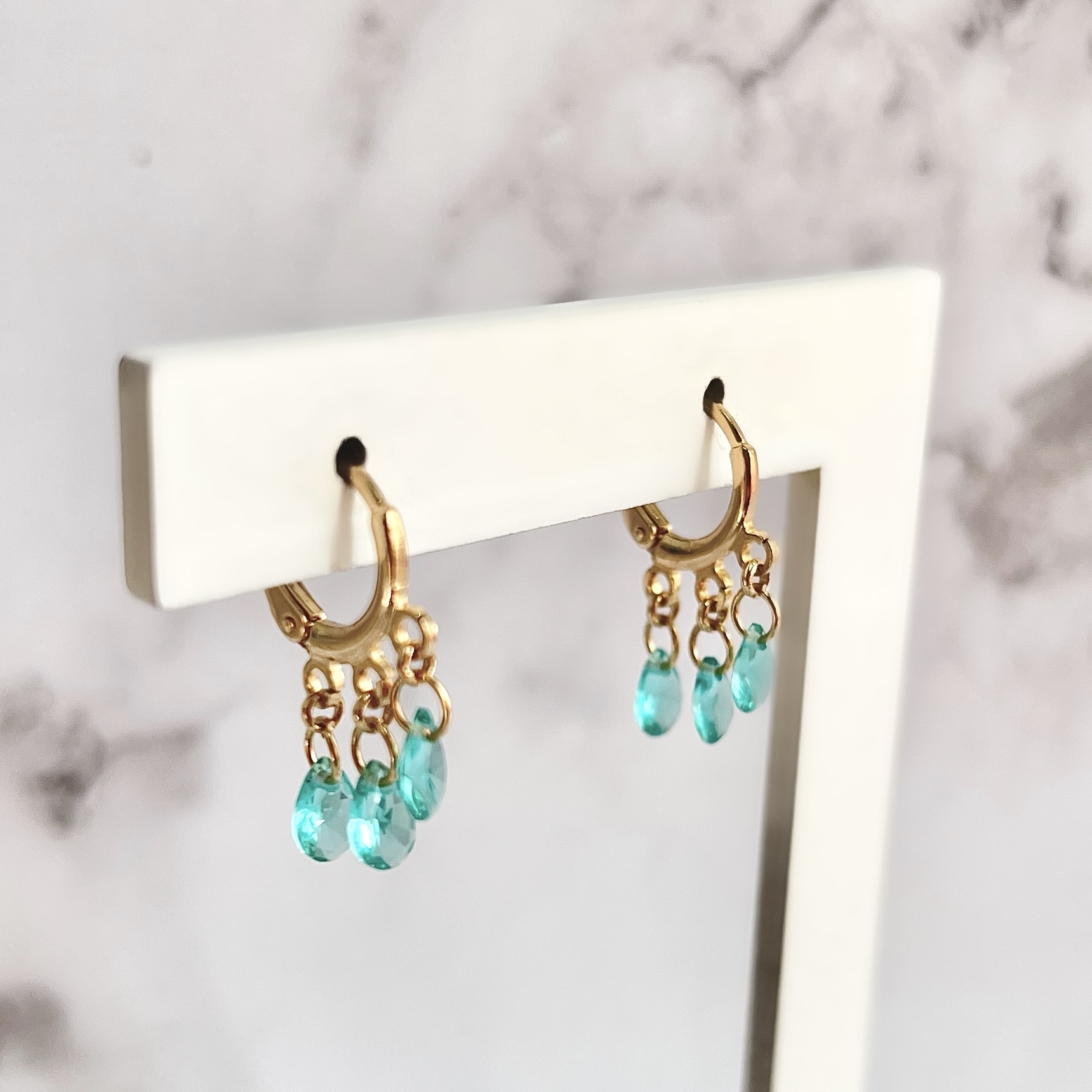 BRINCO ARGOLA CLICK 3 ZIRCONIAS TURMALINA