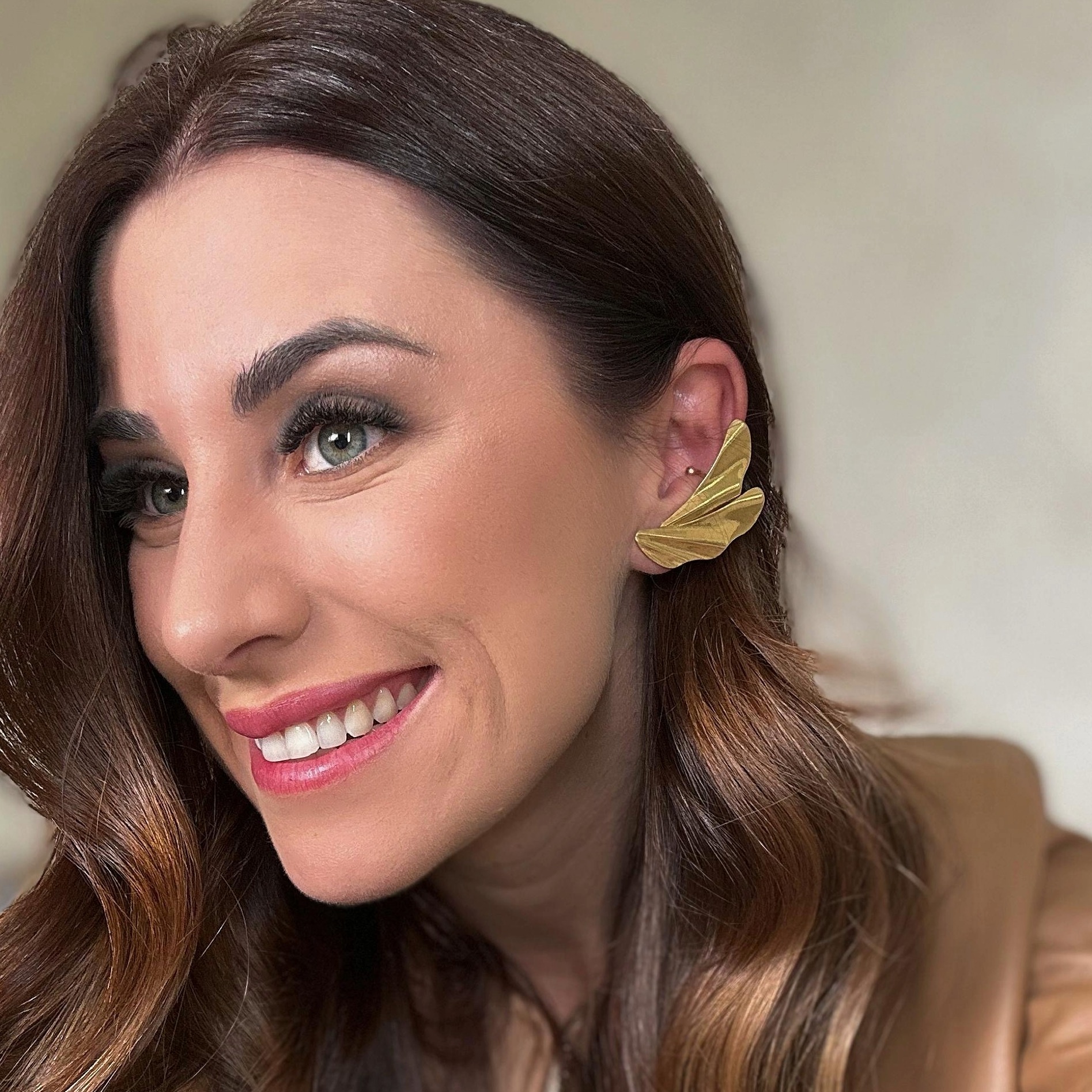 BRINCO EAR CUFF CHAPA