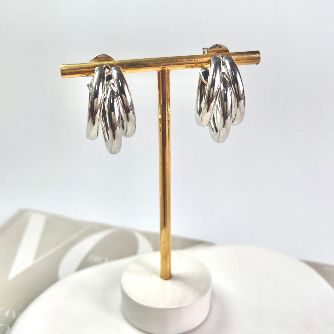 BRINCO ARGOLA TUBO TRIPLA BRINCO ARGOLA TUBO TRIPLA