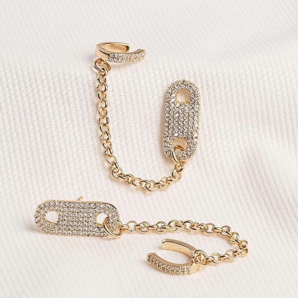 EAR CHAIN COM BASE ZIRCÔNIAS