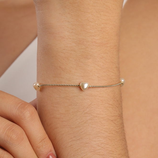 PULSEIRA CORAÇÕES PÉROLA DIAMANTADA
