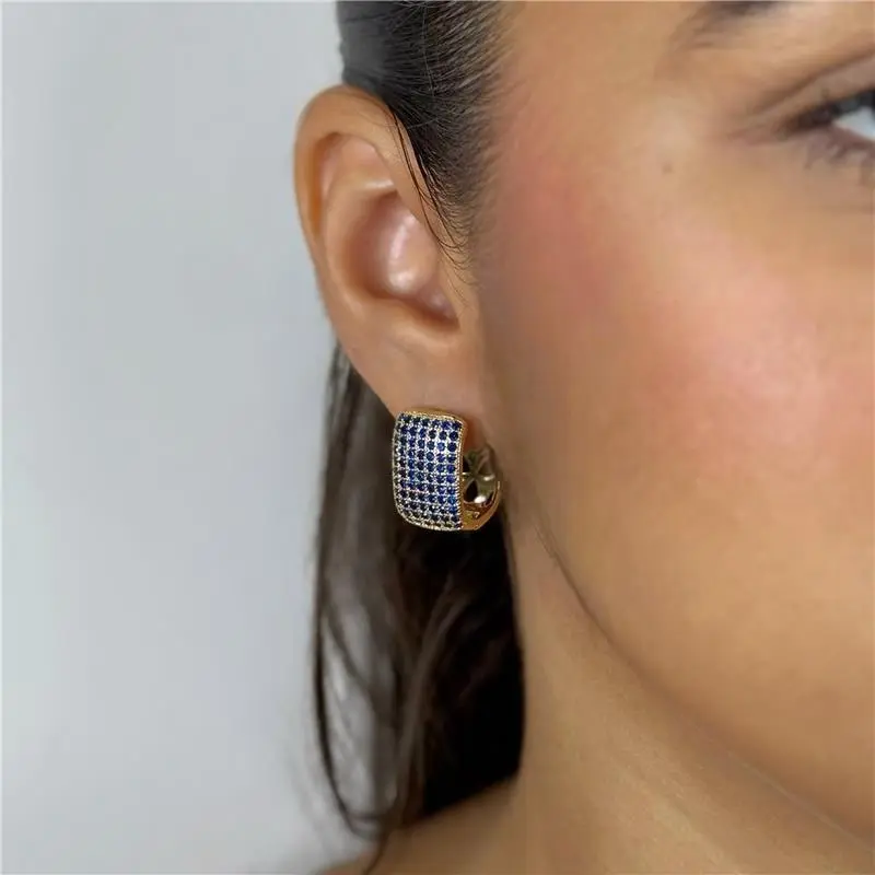 ARGOLA RETANGULAR MICROZIRCÔNIAS AZUIS