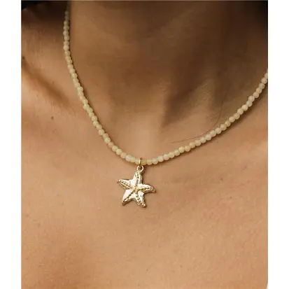 COLAR ESTRELA DO MAR COM PEDRAS JADE AMARELA