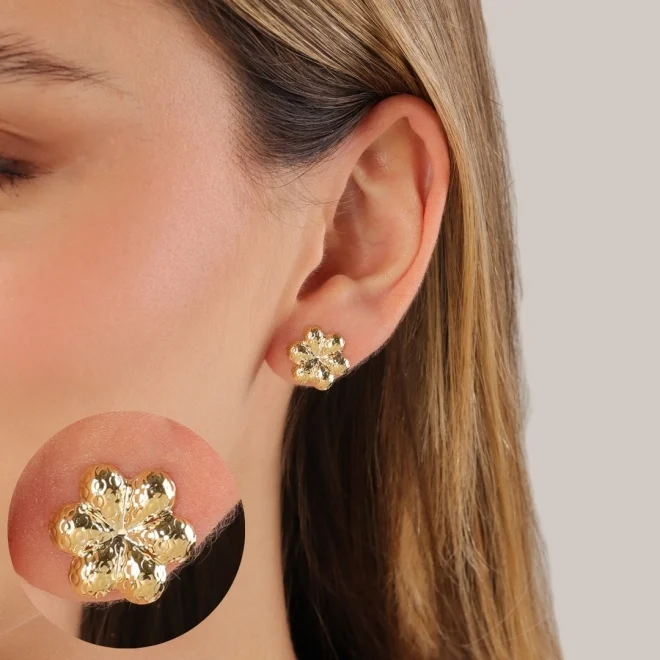 BRINCO  FLOR TEXTURIZADA