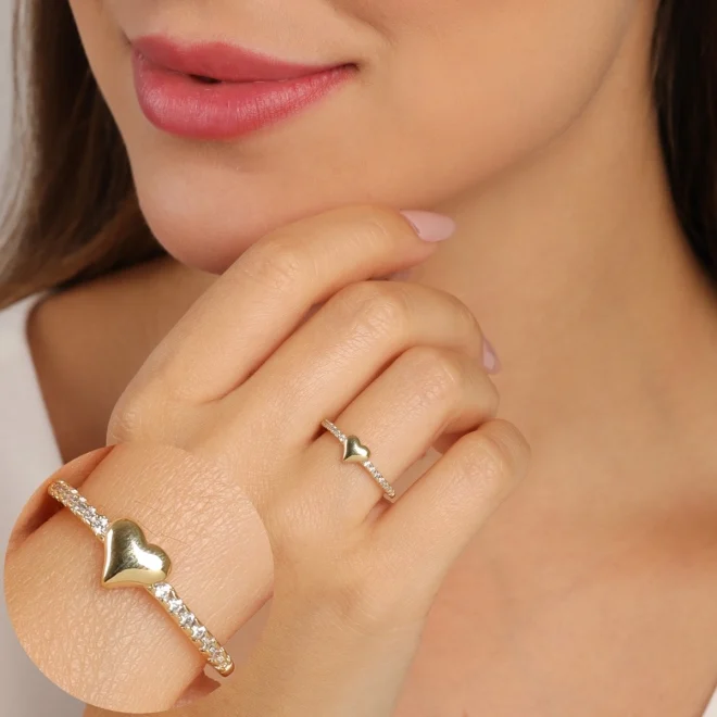 ANEL CORAÇÃO LISO COM ZIRCÔNIAS