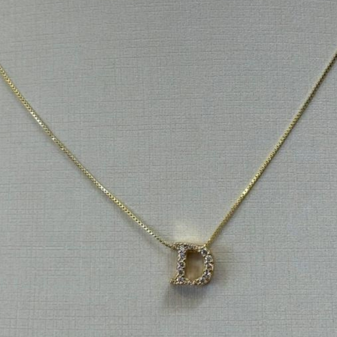 PINGENTE INICIAIS CRAVEJADAS