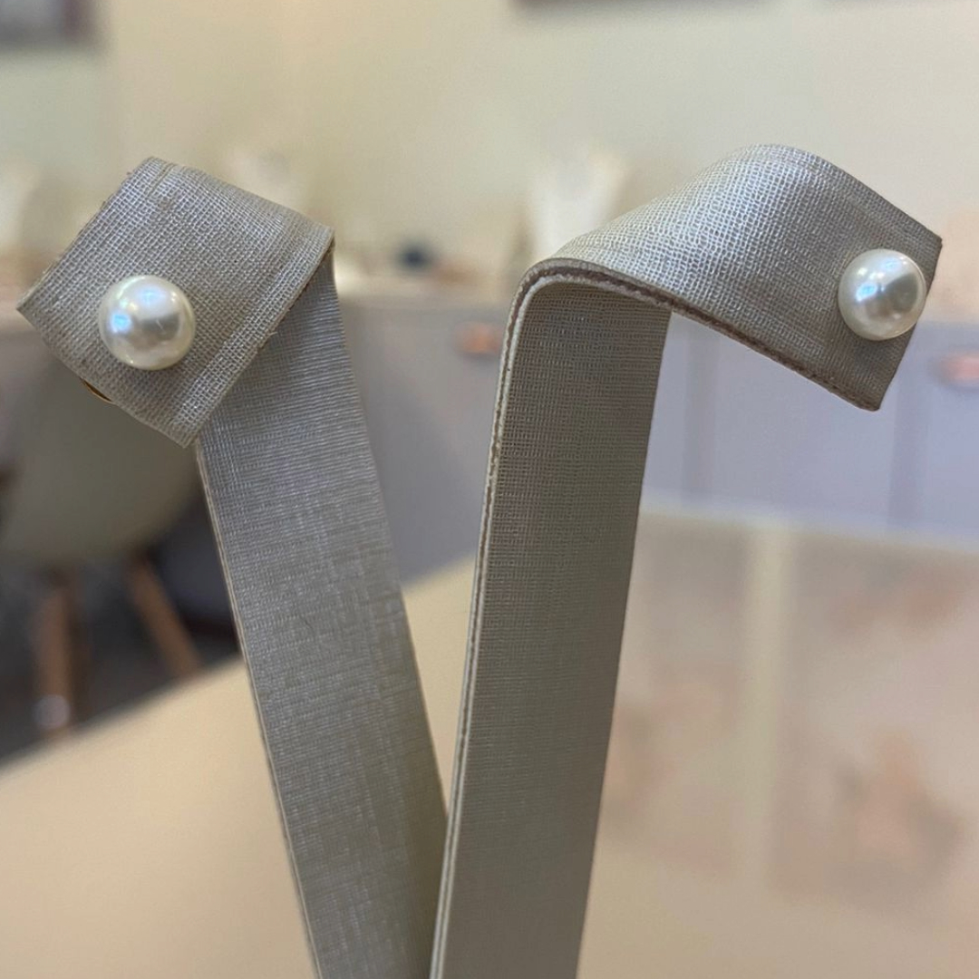 BRINCO PÉROLA ACHATADA P