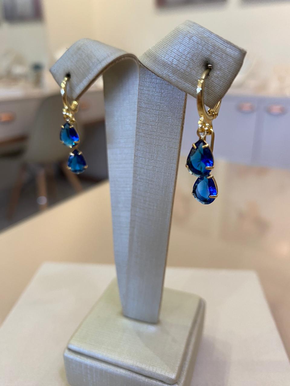 BRINCO ARGOLA 2 ZIRCÔNIAS AZUIS