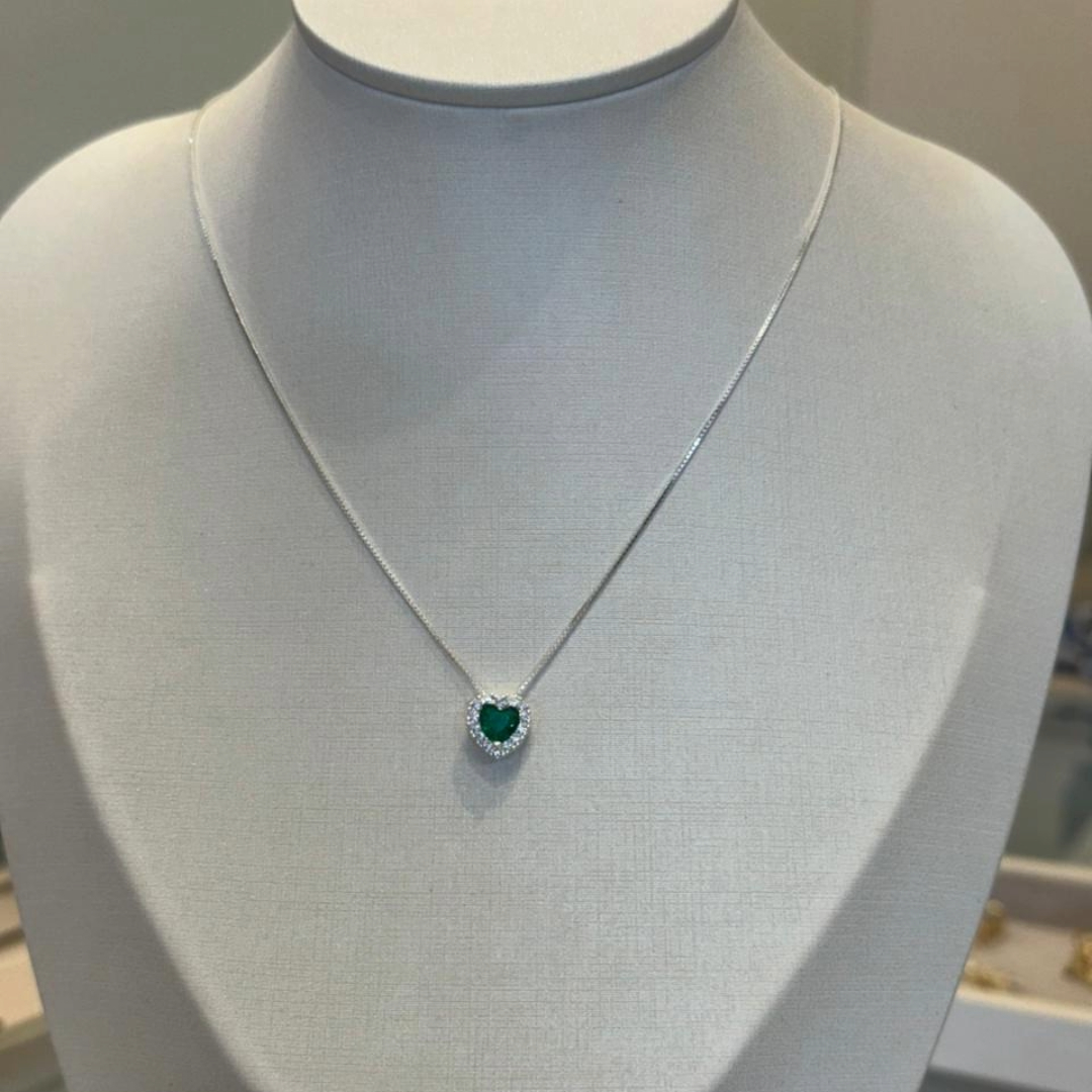 CONJUNTO PRATA CORAÇÃO VERDE ESMERALDA