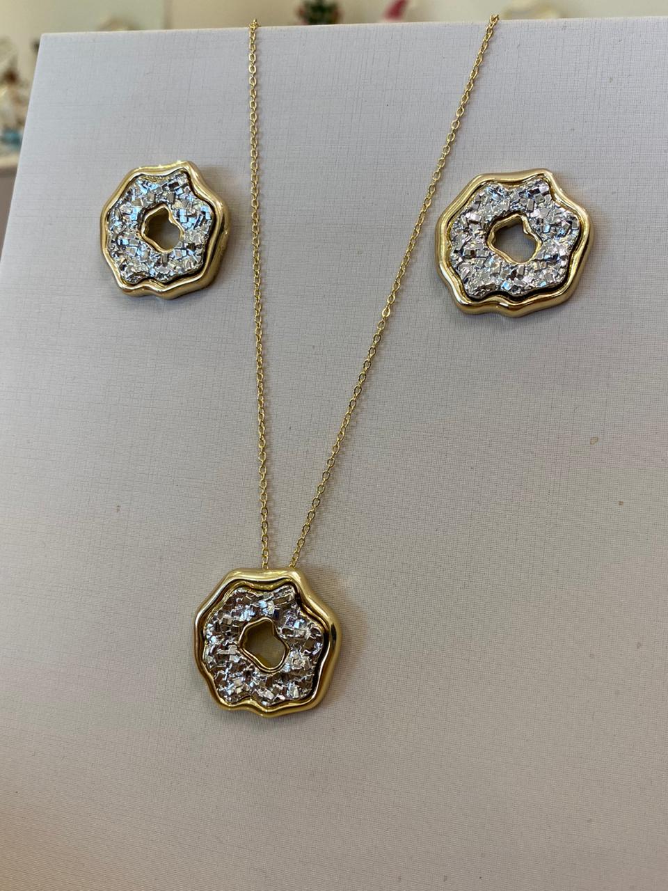 CONJUNTO ORGÂNICO OURO E DIAMANTE