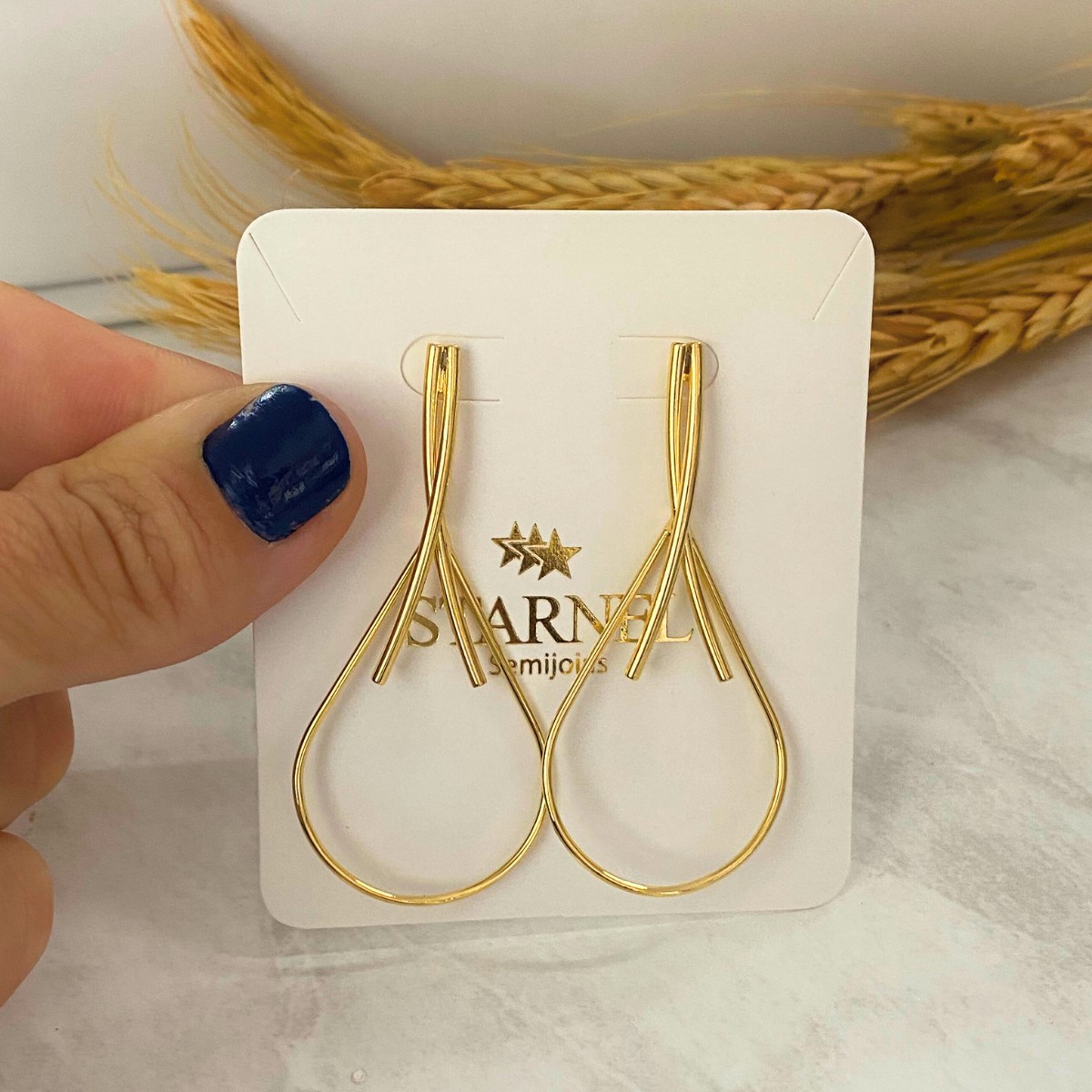 BRINCO GRANDE LISO GOTA COM 2 PALITO TRANÇADO