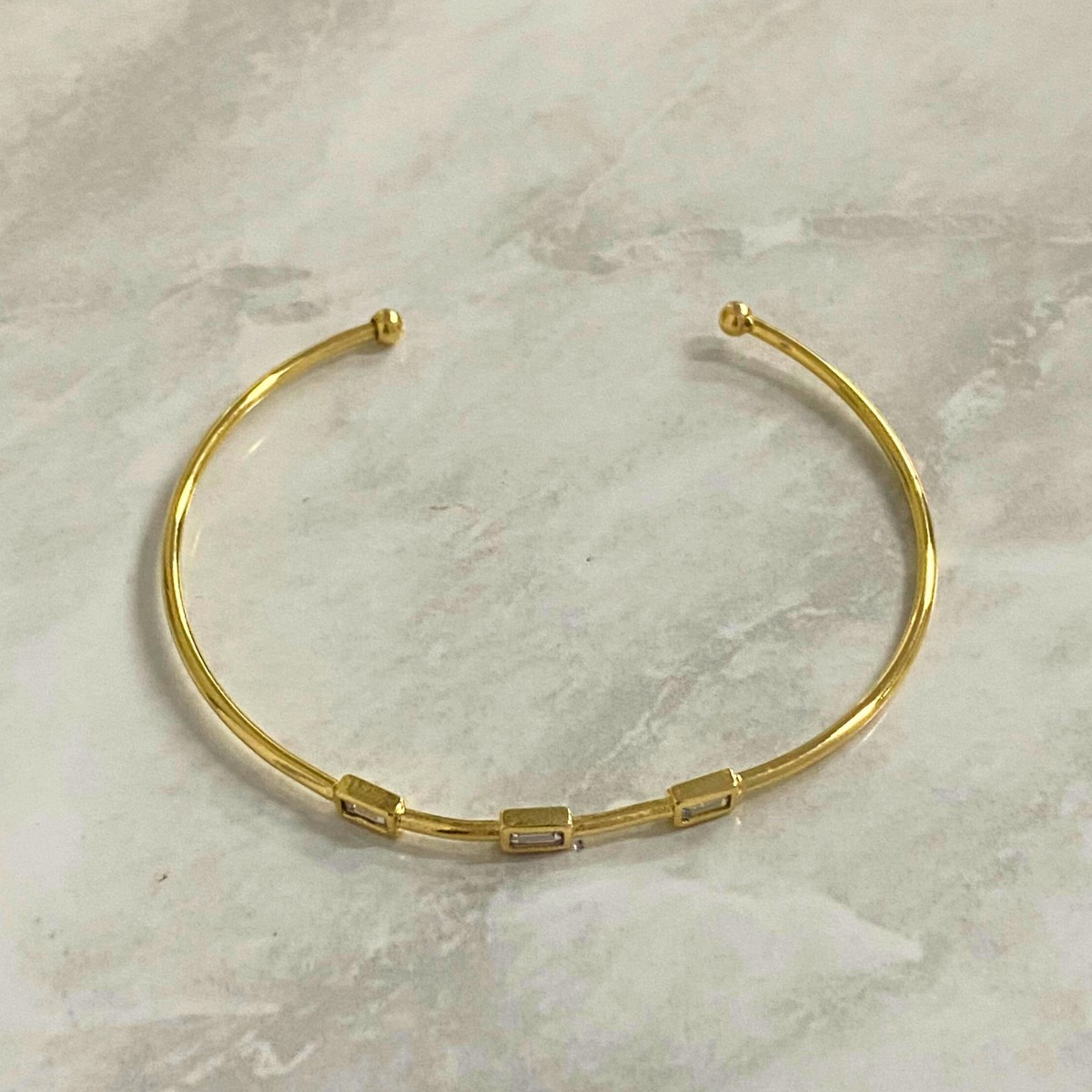 PULSEIRA BRACELETE COM 3 ZIRCONIAS RETANGULAR