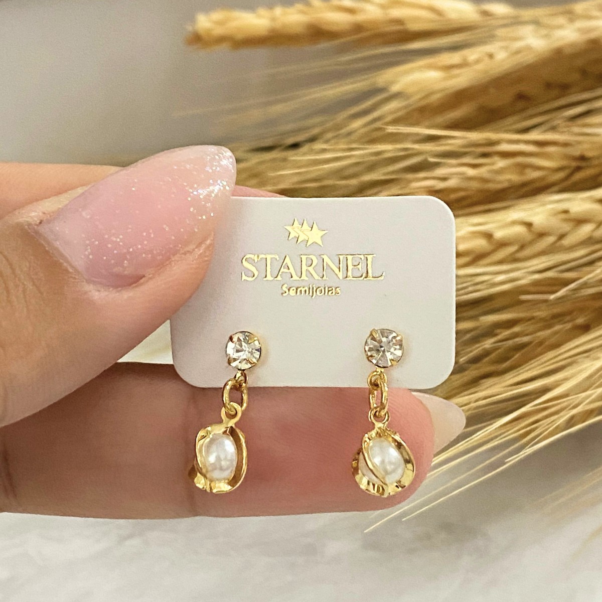 BRINCO PEQUENO PEROLA TRANÇADA COM UMA ZIRCONIA 5MM