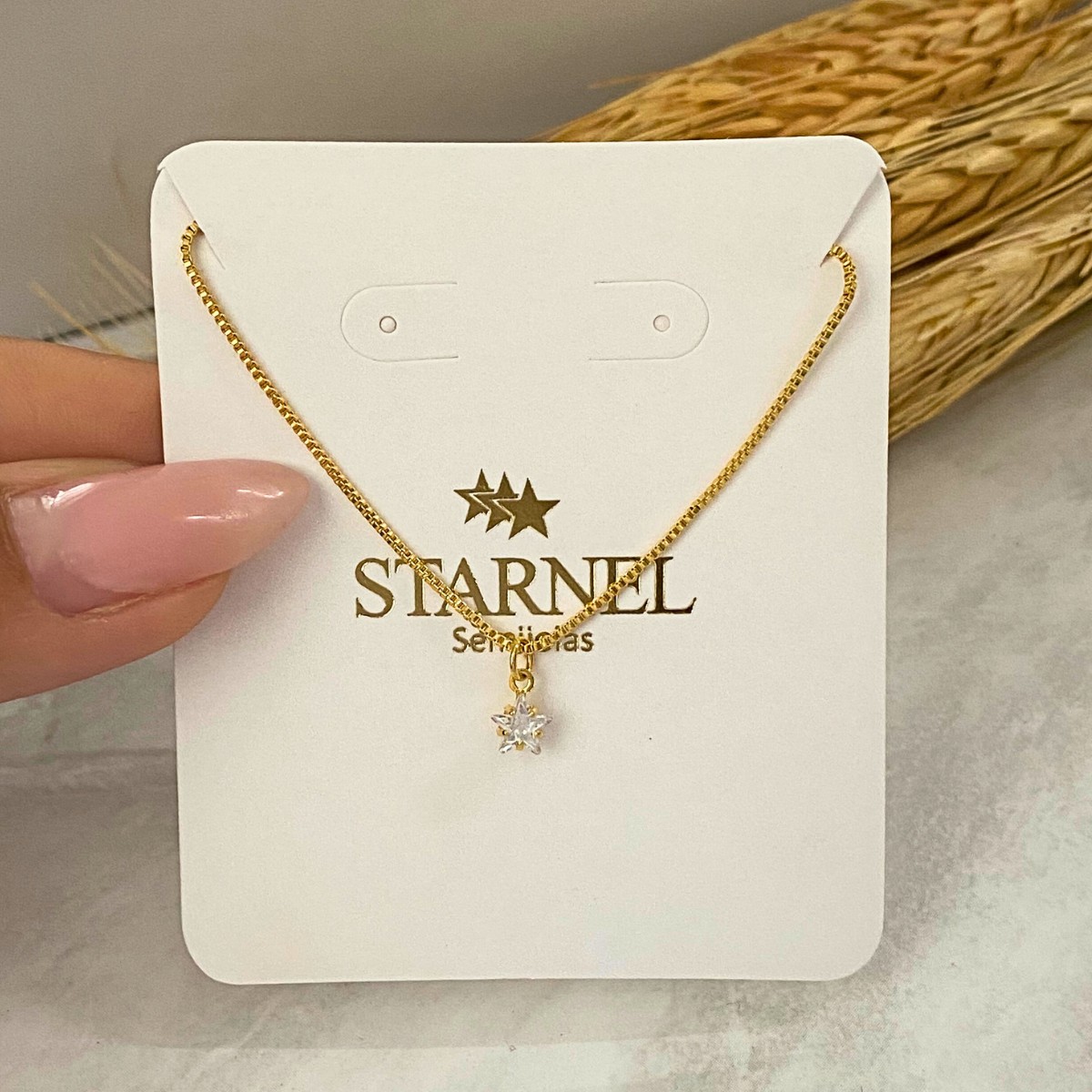 GARGANTILHA INFANTIL COM UMA MINI ESTRELA CRISTAL