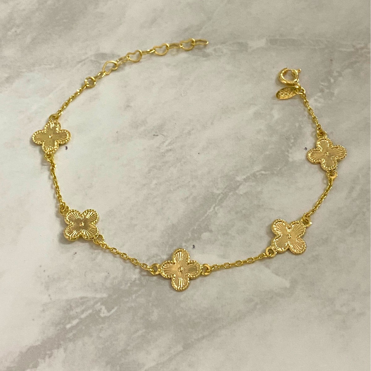 PULSEIRA 5 TREVOS LISOS