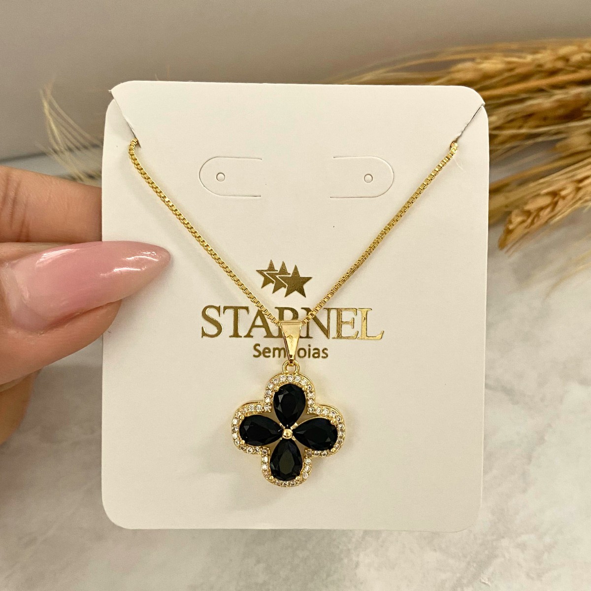 GARGANTILHA VENEZIANA + PINGENTE FLOR CRAVEJADO E COM ZIRCONIA PRETA ONIX