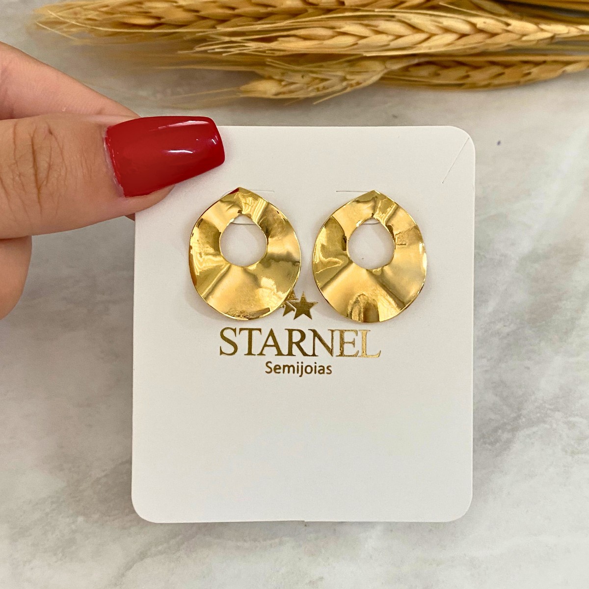 BRINCO MÉDIA CHAPA VAZADO AO MEIO 23MM