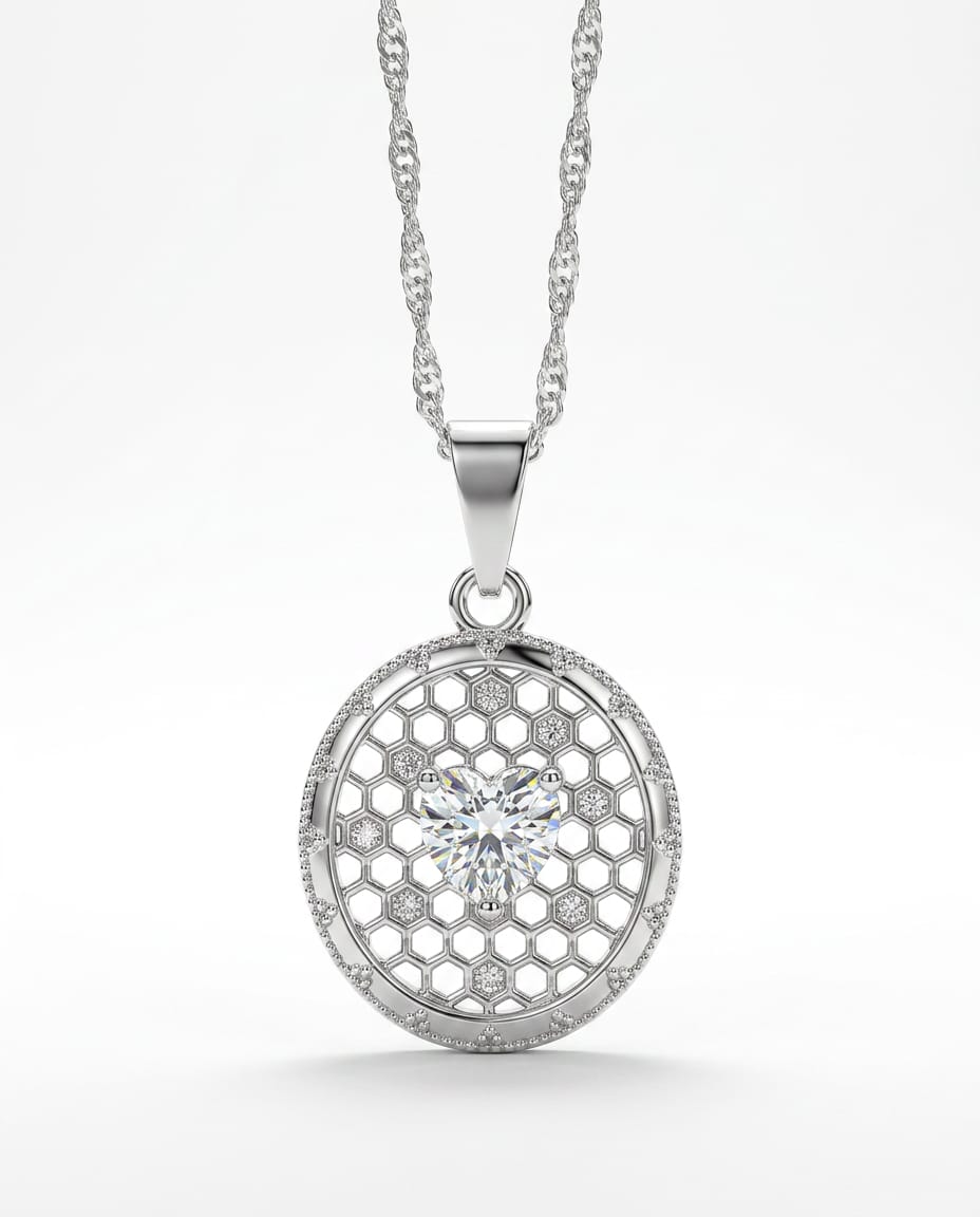 Gargantilha Oval com Coração em Zirconia