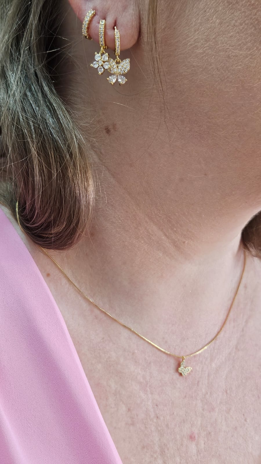 Gargantilha Borboleta Solitaria Cravejada 40+10cm de extensor