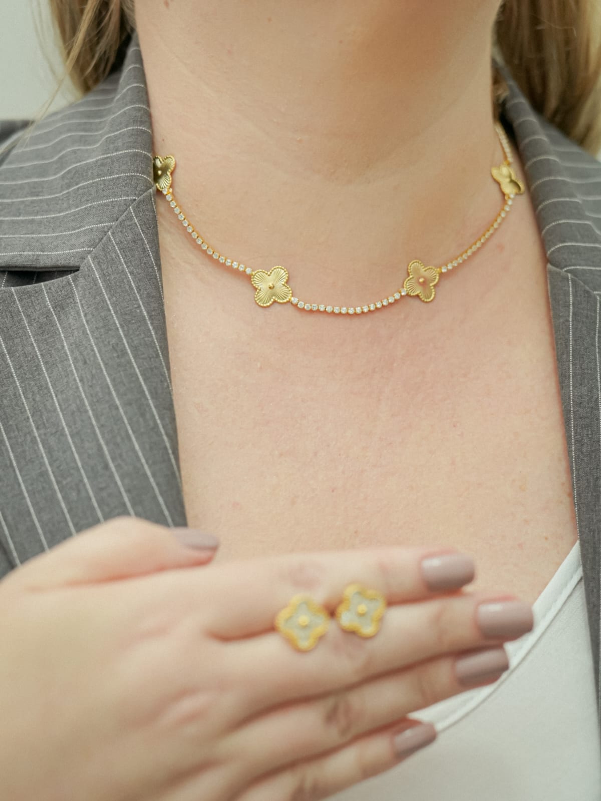 Choker Van Cleef Cravejada