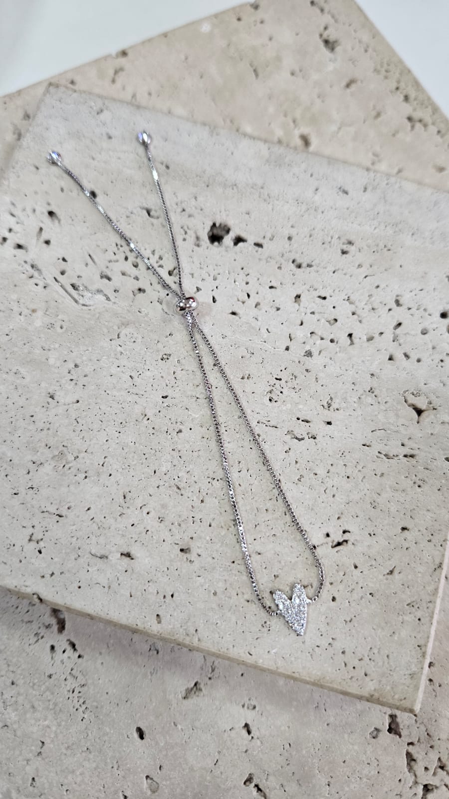 Pulseira Coração Comprido Cravejado Ajustável