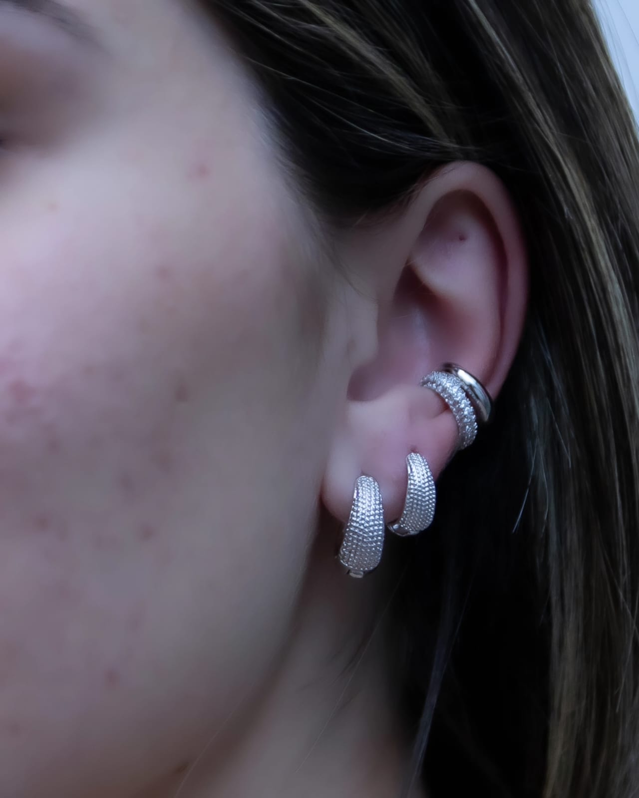 Brinco Argola Pontilhada Inteira Gde