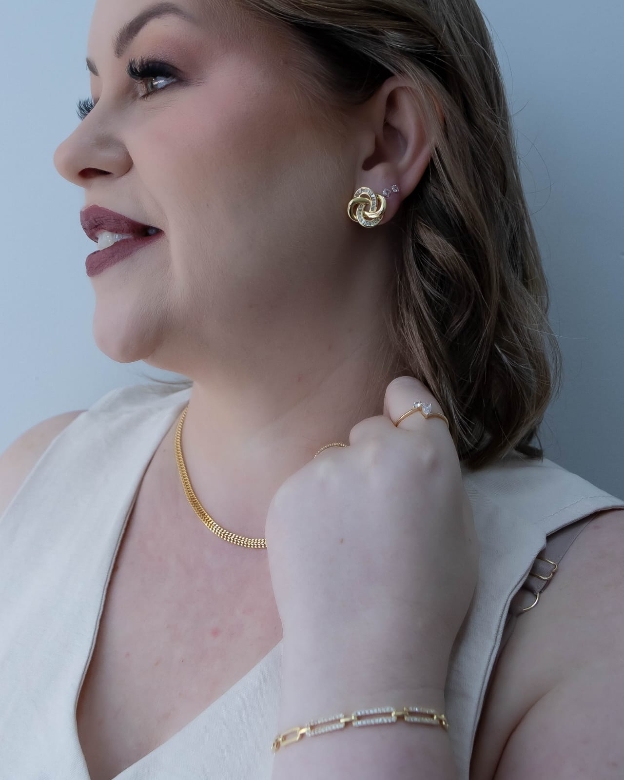 Brinco Entrelaçado Liso e Navete