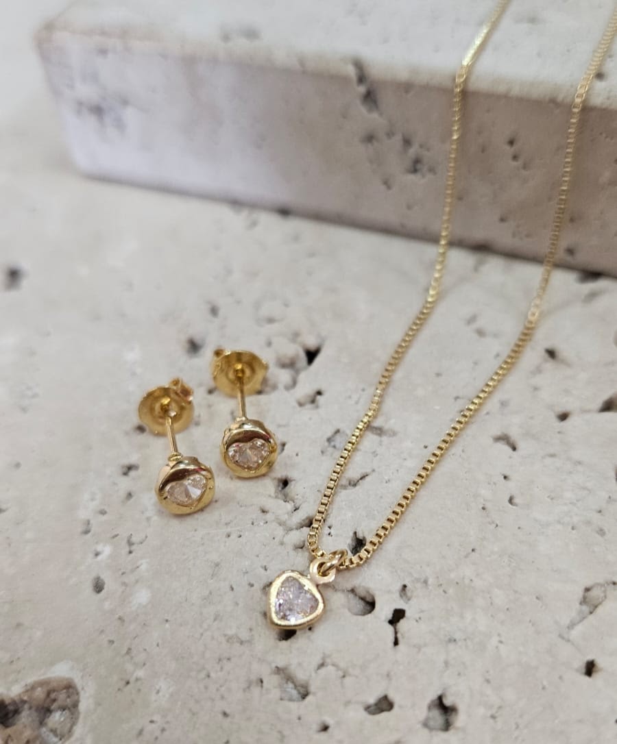 Conjunto Infantil Ponto de Luz Coração 35cm