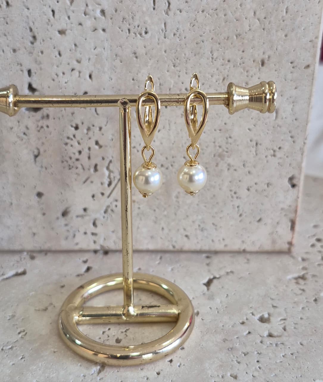 Brinco Perola Elegante Base Vazada