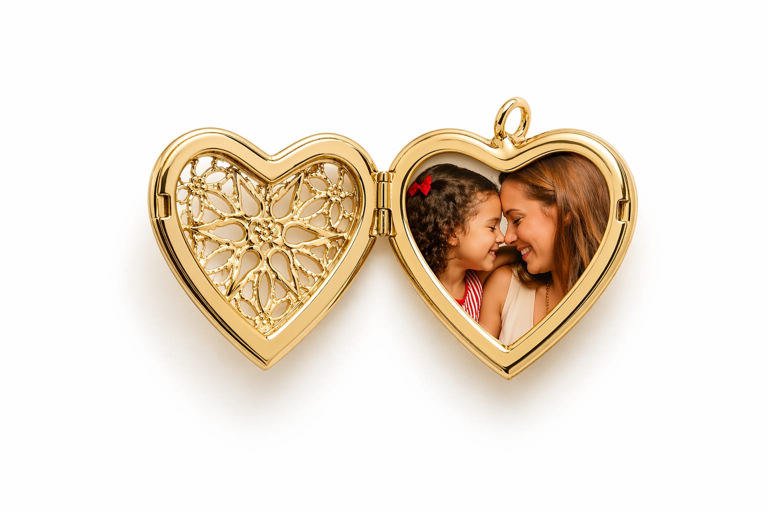 Pingente Relicário Coração Vazado