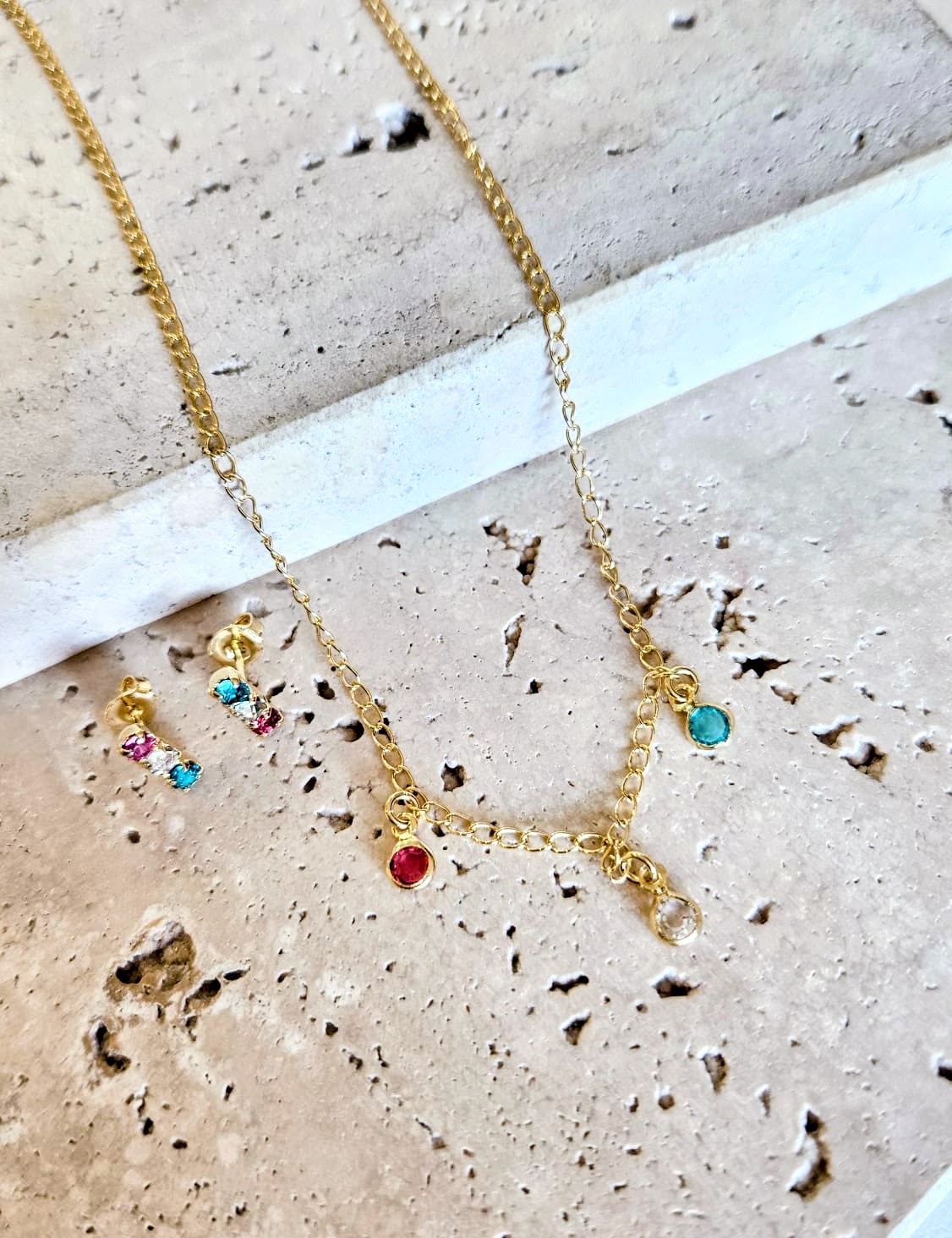 Conjunto Infantil Bolinhas Coloridas 35cm