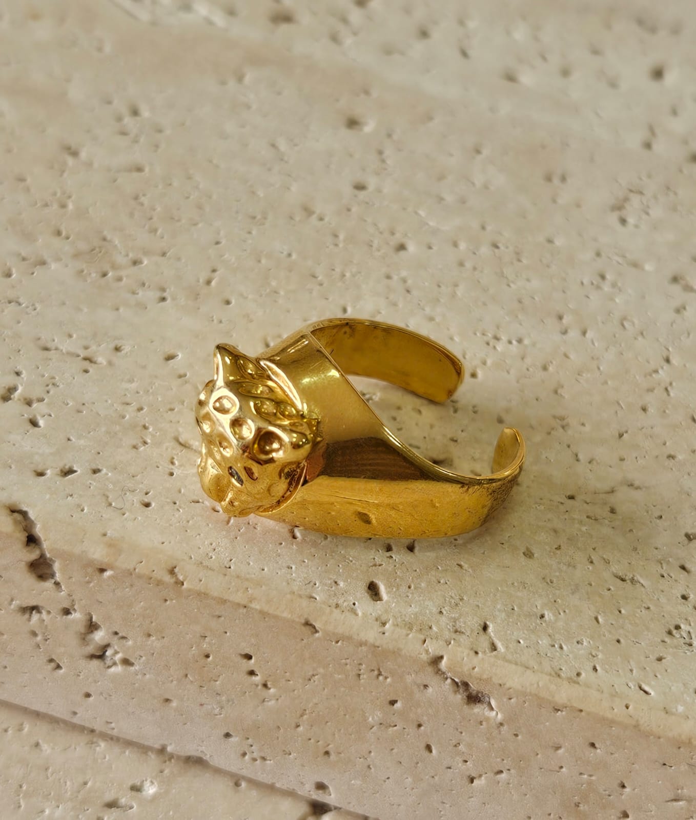 Anel Dedinho Cabeça de Onça Ajustavel