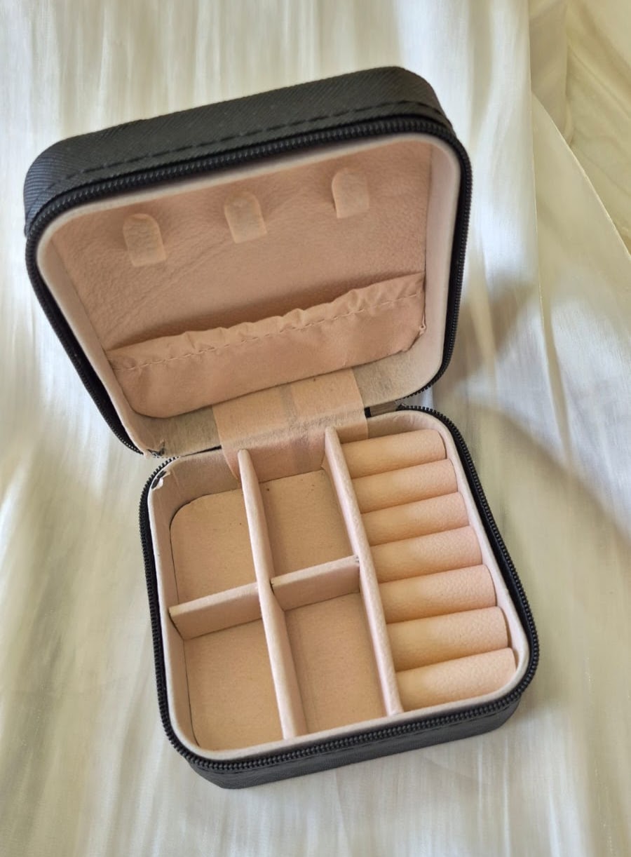 Porta Joia Mini Quadrado Preto 10x10x4,5cm