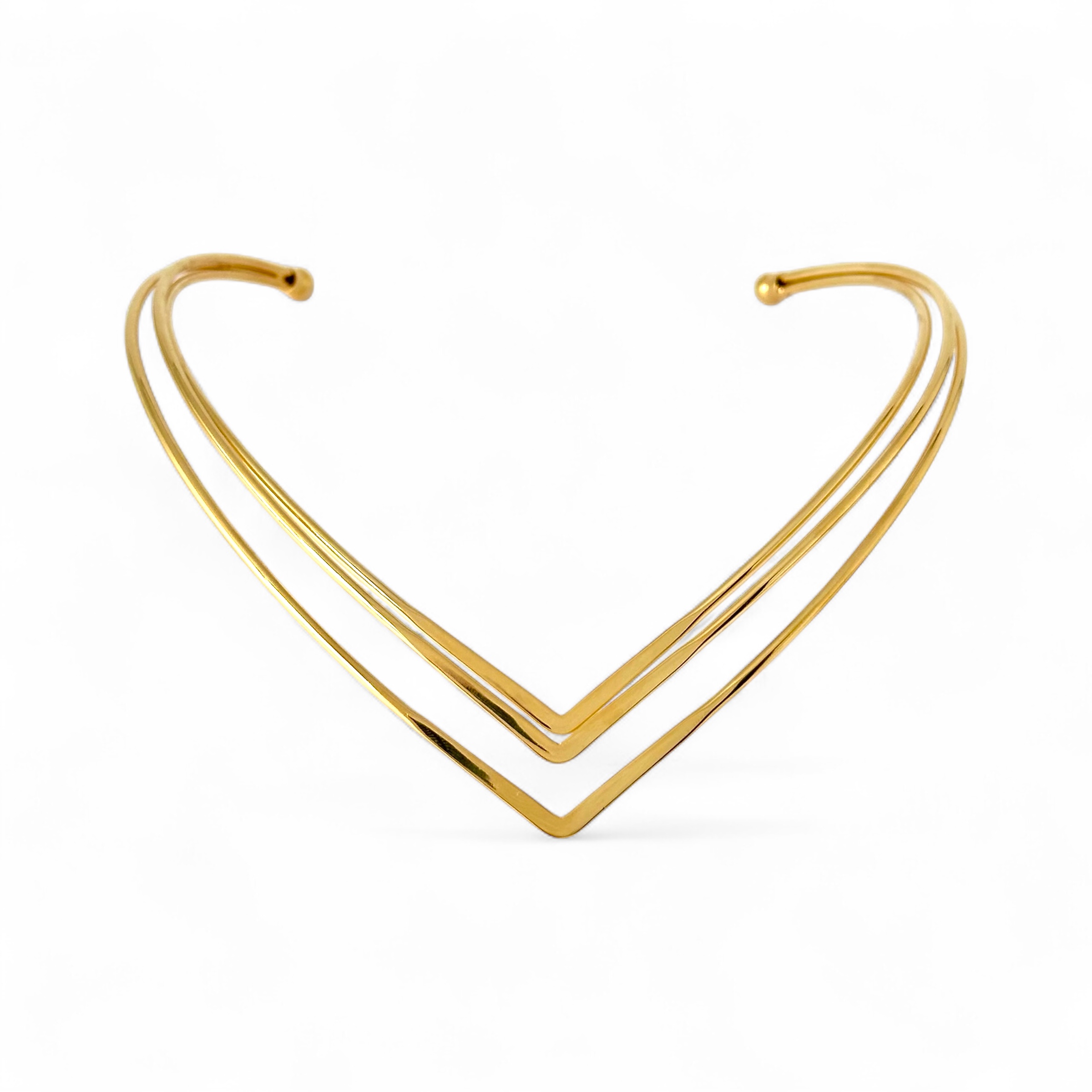 Colar Choker Aro Maximalista Triplo Curvado em V Banhado a Ouro 18k