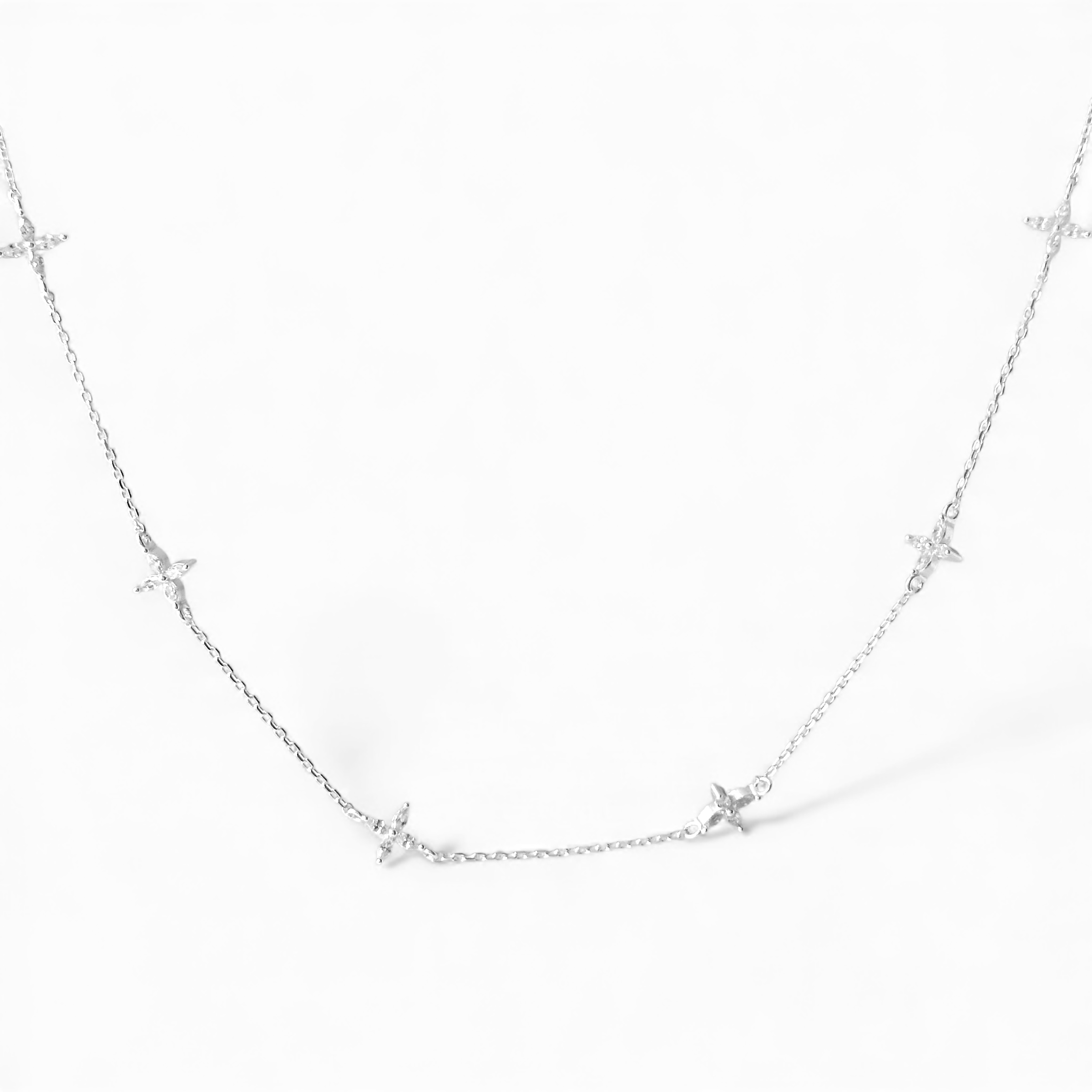 Colar Flores Prata 925 com 6 Flores de Zircônias