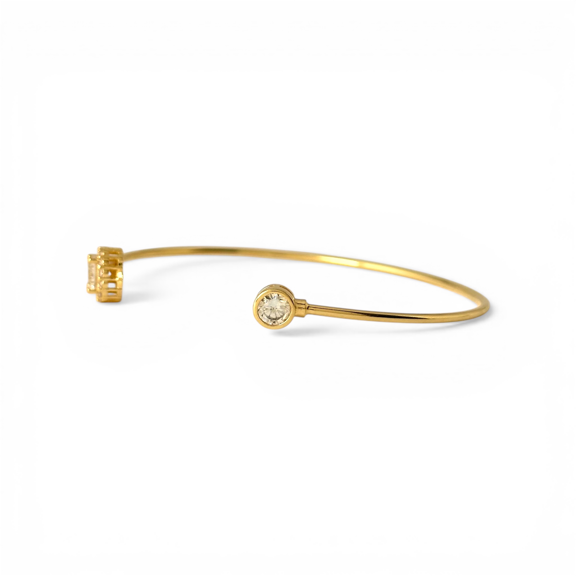 Pulseira Bracelete Aberto Banhado a Ouro 18k com Zircônias