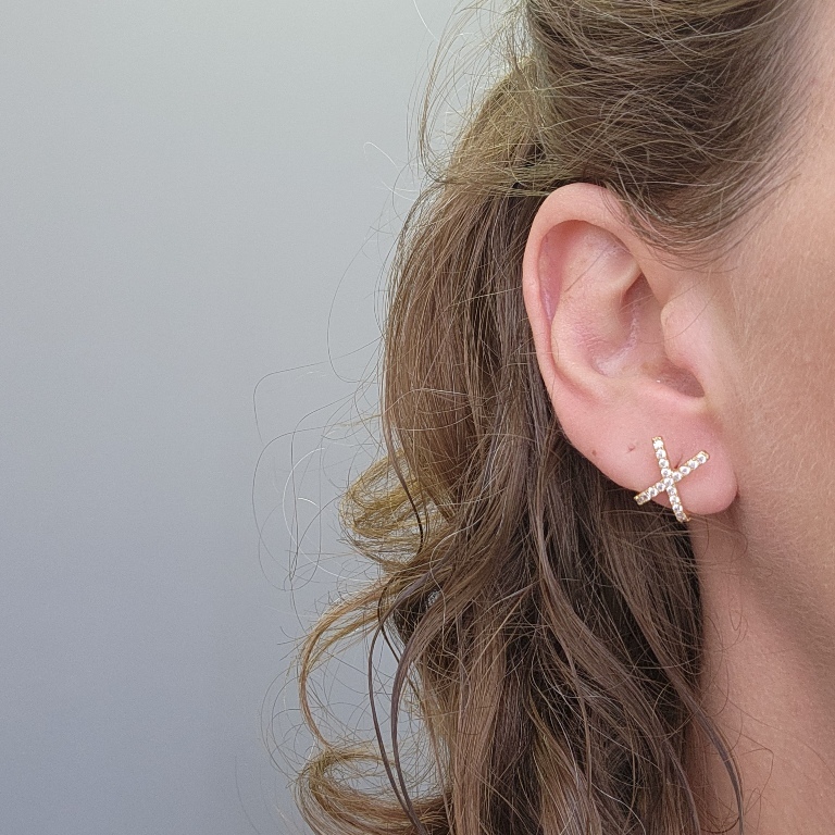 BRINCO OURO EAR HOOK CRUZ Z