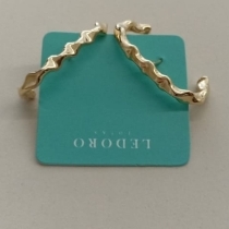 BR FO  EAR HOOK TRABALHADO
