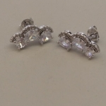 BR RB EAR CUFF ZIRC GOTA RDD OVAL